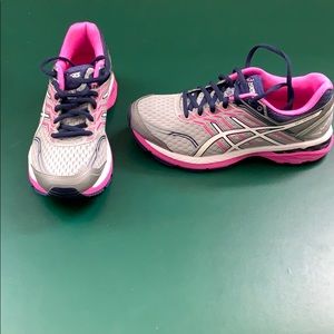 ASICS GT 2000
